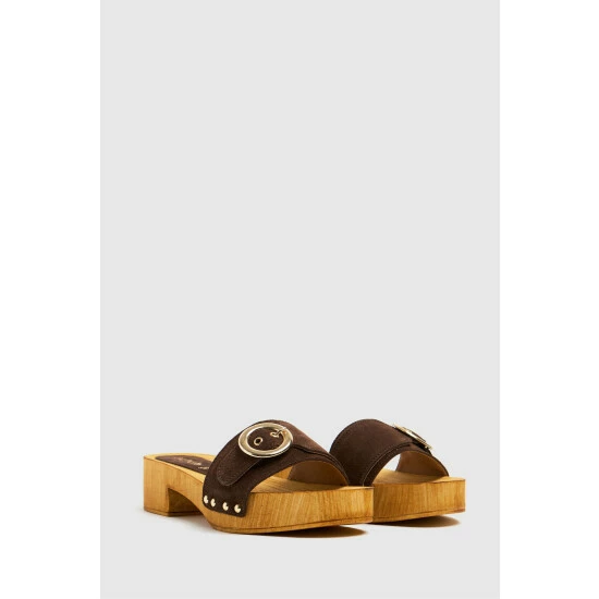 unnamed-file-1166.jpg Schuh Brown Vanessa Suede Clogs -Schuh Shop unnamed file 1166
