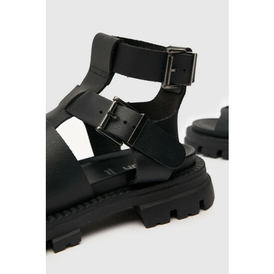 unnamed-file-1280.jpg Schuh Trace Black Leather Chunky Sandals -Schuh Shop unnamed file 1280