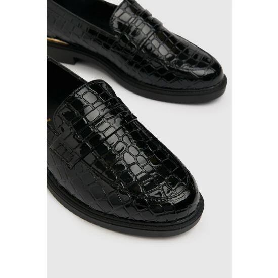 unnamed-file-16.jpg Schuh Natural Lenzo Croc Effect Patent Loafers -Schuh Shop unnamed file 16